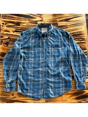 Weatherproof Vintage blue plaid button-up shirt